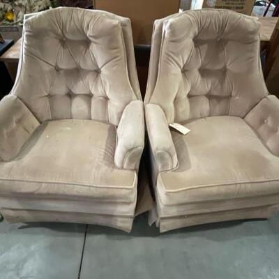 862	

2 Accent Chairs