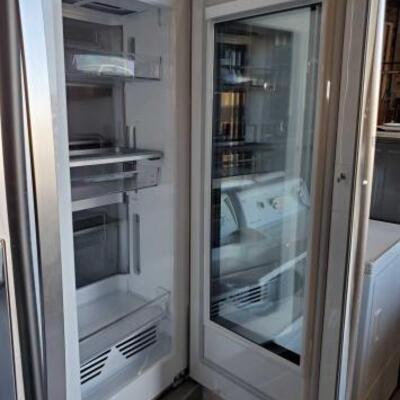 318	

Kenmore Elite Refrigerator
Measures Approx 36â€x70â€