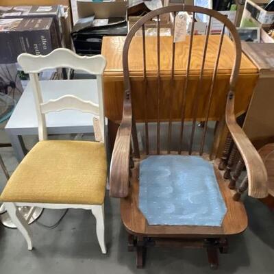 856	

Rocking Chair And Chair
Rocking Chair And Chair