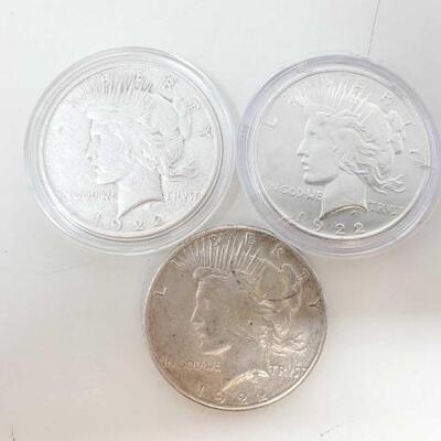 #1562 â€¢ 1922 Philadelphia Mint Peace Dollar Pendant