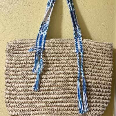 Straw Fallon & Royce Tote Bag