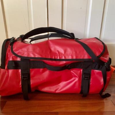 North Face Duffle Bag with Backpack Straps
