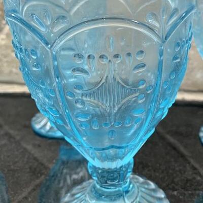 (7) Fitz & Floyd Trestle in Aqua Water Goblets             Active Pattern is still being manufactured
Each Goblet Stands 6in Tall