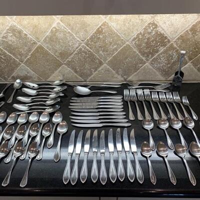 Wallace 18/10 Stainless Flatware Set