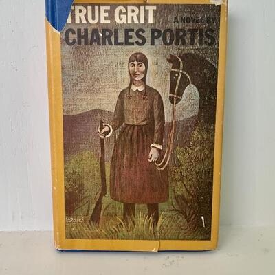 Vintage Book: TRUE GRIT by Charles Portis