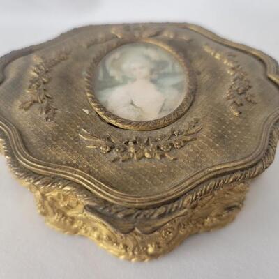 Antique Gold Wash Trinket Box with Photo Space