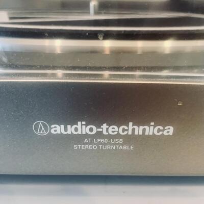 Audio-Technica Turntable in Phenomenal Shape