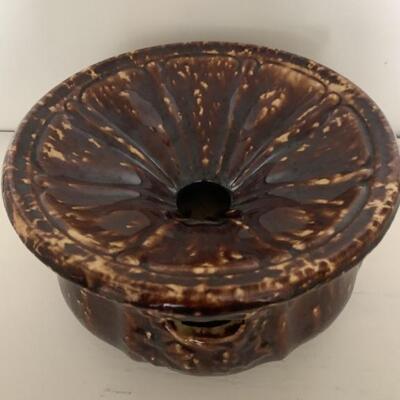 Antique Victorian Spittoon 1 of 4