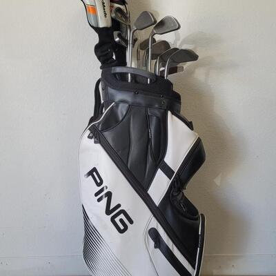 BJ Thomas set of Ping Zing Golf Clubs with
Taylor Made drivers and a Ping G15 driver. A nice Ping golf bag with Titleist 54 degree lob...