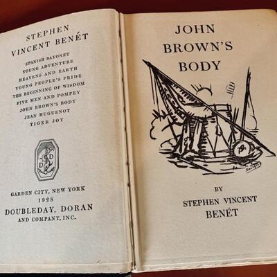 John Brownâ€™s Body from 1928 by Stephen Vincent BenÃ©t. In amazing condition.