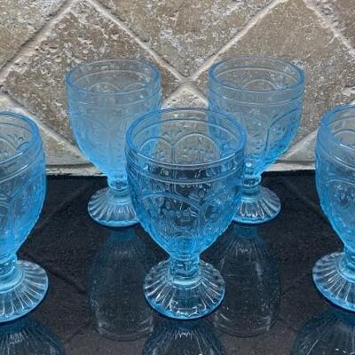 (7) Fitz & Floyd Trestle in Aqua Water Goblets             Active Pattern is still being manufactured
Each Goblet Stands 6in Tall