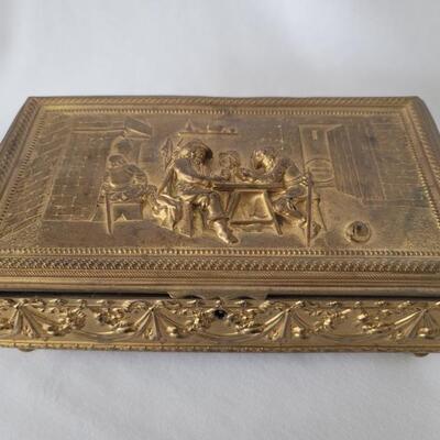 1924 Victorian Gold Tone Hinged Jewelry Box