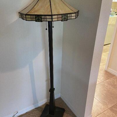 floor lamp stained glass style