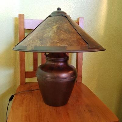 All-metal unique desk lamp
