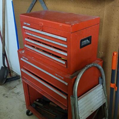 metal tool box, contents old separately