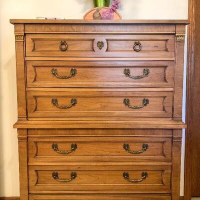 Thomasville Fruitwood 6-Drawer Chest ~ $180.00                                                              54.5" H x 40" W x...
