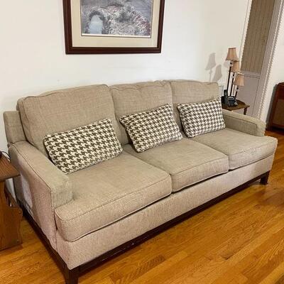 Sofa - very clean, neutral