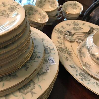 Castleton USA Caprise set of China