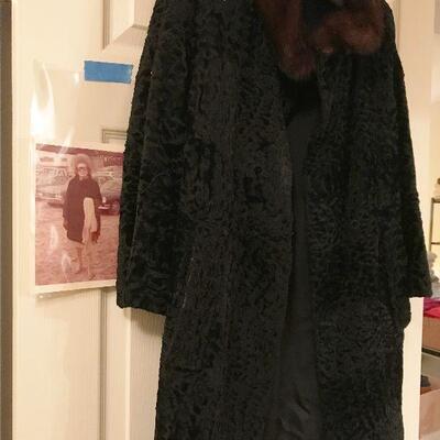 Lambs Wool Vintage Coat with Mink Collar