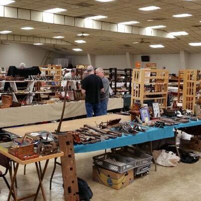 Selected dealers inside table