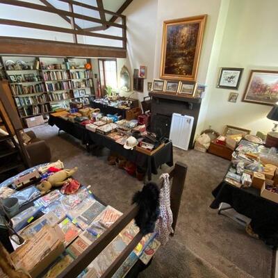 Estate sale photo