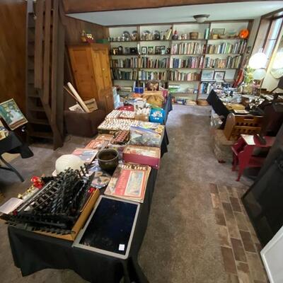 Estate sale photo