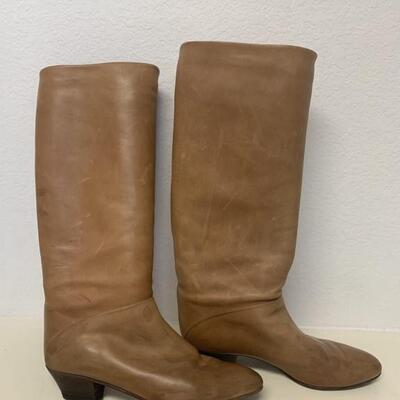 Ladies Italian Leather Pointy Toe Boots, Size 9B