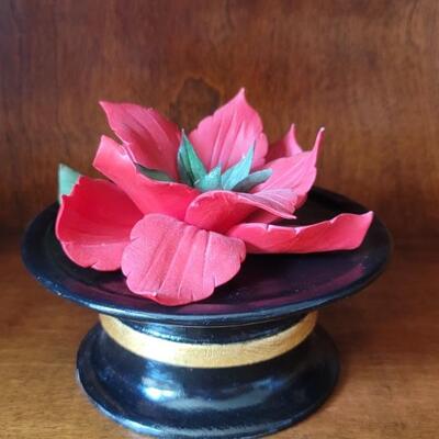 Vintage Ceramic Lotus Flower on Black & Gold Stand