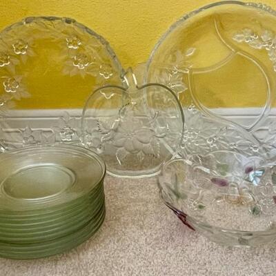 Clear Glass Lot w/ Platters, Bowls, Dessert Plates