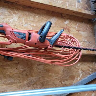 Electric Hedge Hog Hedge Trimmer with Heavy Cord