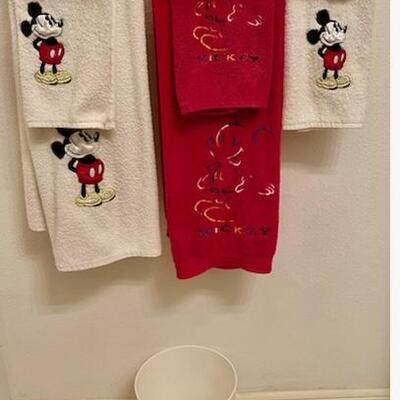 Mickey Mouse Bathroom Towels & Trash Can