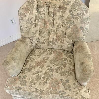Floral  Tufted Back Sofa Chair