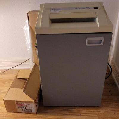 Fellowes Power Shredder with Extra Bags
