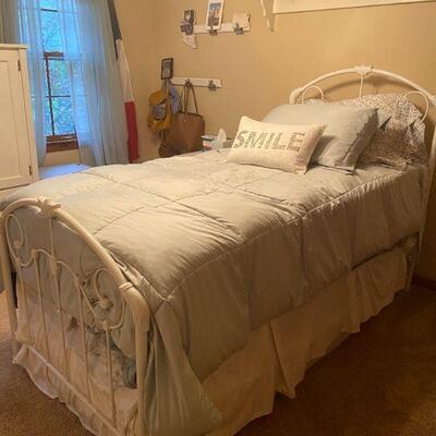 Twin White Metal Bed with Trundle