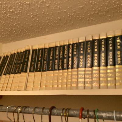 Encyclopedia Brittanica set