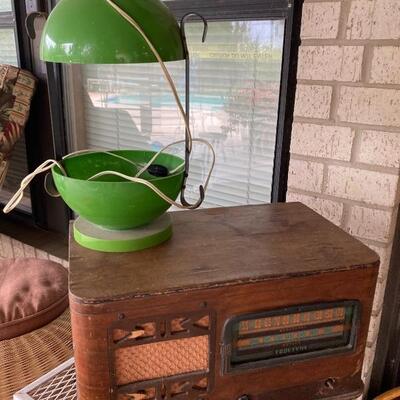 Truetone radio (not working) and fabulous 1960s planter lamp (works)