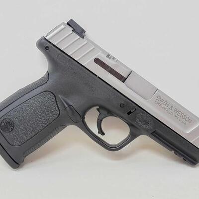 #234 â€¢ Smith & Wesson SD40 40 S&W Semi-Auto Pistol. Serial Number: FDH9865 Barrel Length: 4
