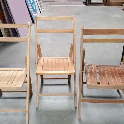 #2914 • Folding Wooden Chairs