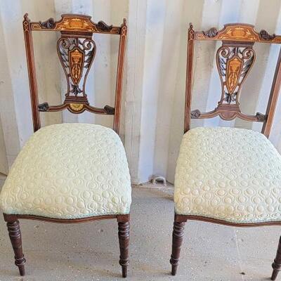 #5010 • Dinning Chairs height 34