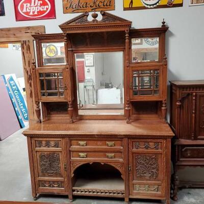#2920 • Wooden Hutch: Wooden Hutch Approximate Measurements: Height: 8'5