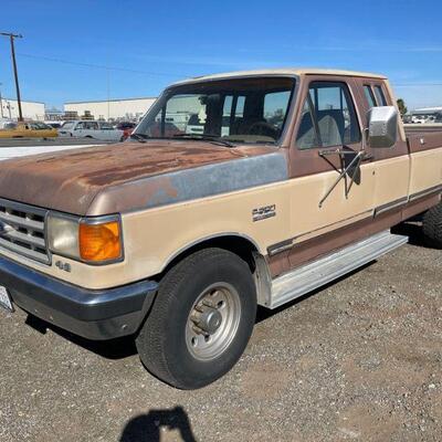 Sold on Non Op 
Year: 1987
Make: Ford
Model: F-250
Vehicle Type: Pickup Truck
Mileage: 116,757
Plate: 6C67328
Body Type: 2 Door Cab;...