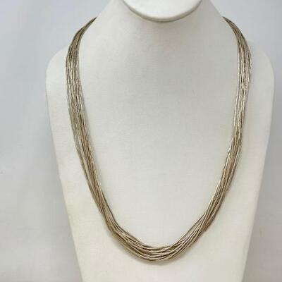 #934 • Native American Sterling Silver Liquid Necklace 66.3g
High bid $15
Weighs Approx 66.3g Approx Length 25”.