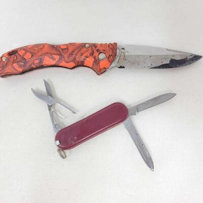 #2587 • Buck Pocket Knife and Multi-Tool: Buck Pocket Knife and Multi-Tool.
