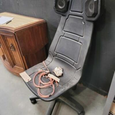 #6540 • Gaming Chair with Speakers