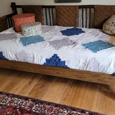 Fantastic Old Hickory day bed