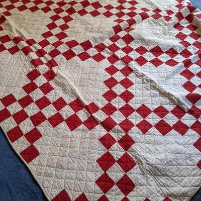 Handmade quilt - Turkey Tracks