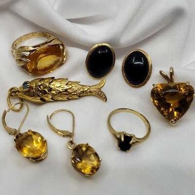 Grouping Of Estate 14K Gold Jewelry