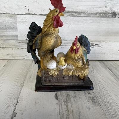 Vintage Nesting Chickens Figurines