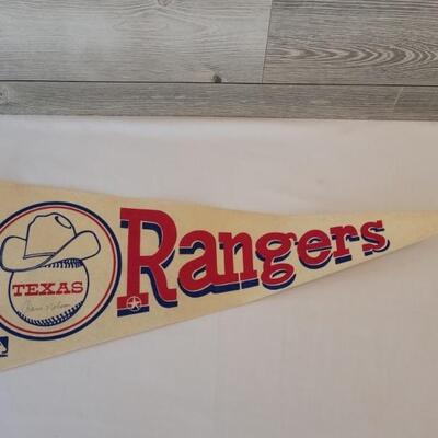 Texas Rangers pennant 1970 - 75 signed by Dave Nelson