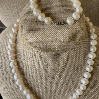 Freshwater Pearl & Sterling Silver Necklace and Bracelet Set